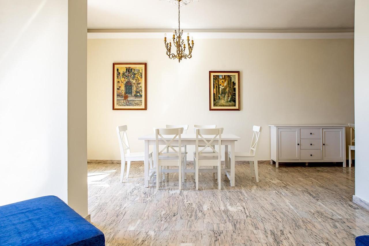 Ortigia Seafront Apartment By Wonderful Italy シラクーサ エクステリア 写真